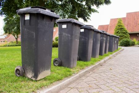 Got An Odor? Here's How To Clean That Stinky Bin